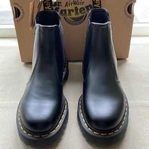 Dr. Martens 2976 Bex Smooth Leather Chelsea Boots